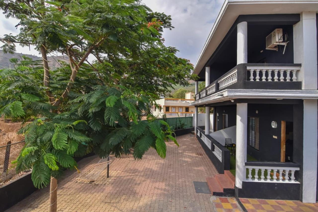 Black Stone Villa Karli Екстер'єр фото
